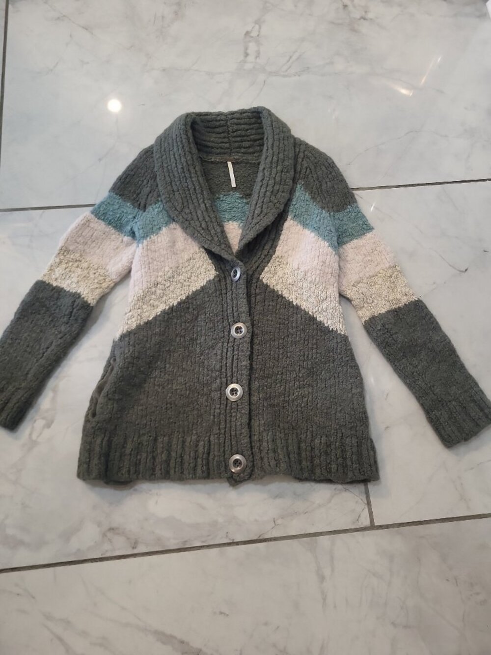 Free People Women's Chunky Cardigan Sweater Buttons Size Large